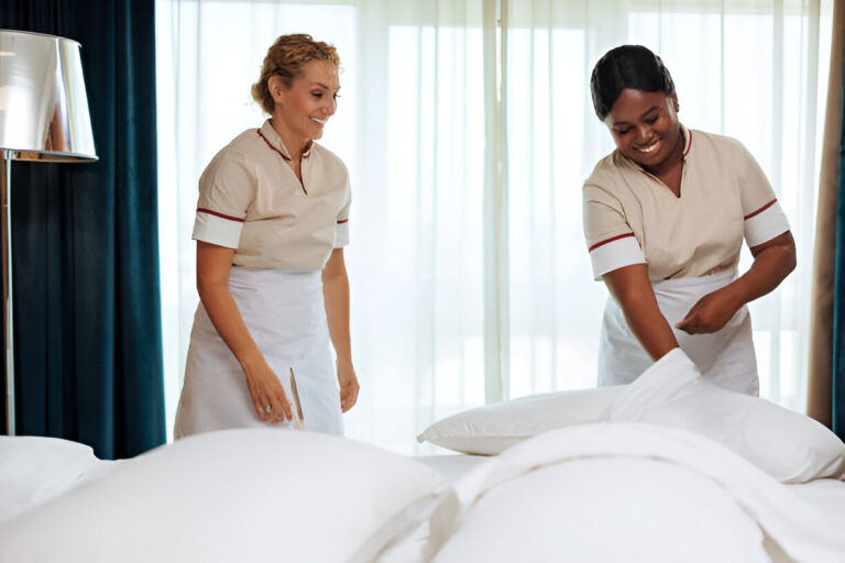 Exciting Hospitality Jobs in the United Kingdom with Visa Sponsorship – Earn £13+/Hour